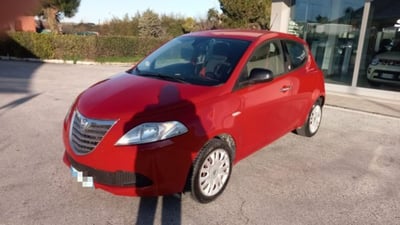 Lancia Ypsilon 1.2 69 CV 5 porte GPL Ecochic Silver del 2012 usata a Recanati
