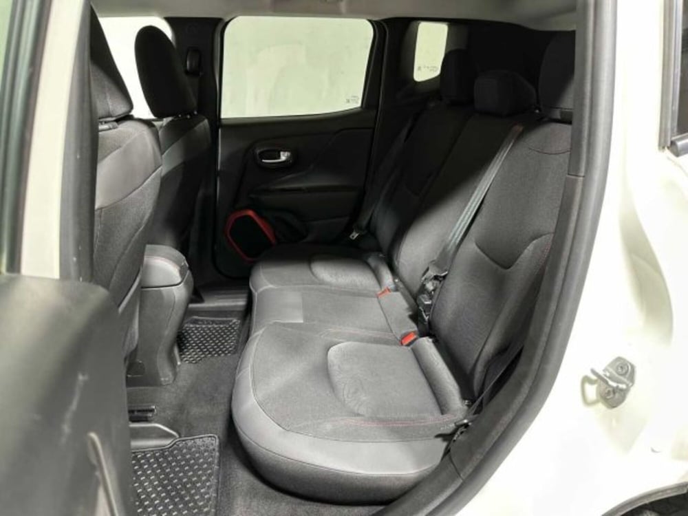 Jeep Renegade usata a Sondrio (11)