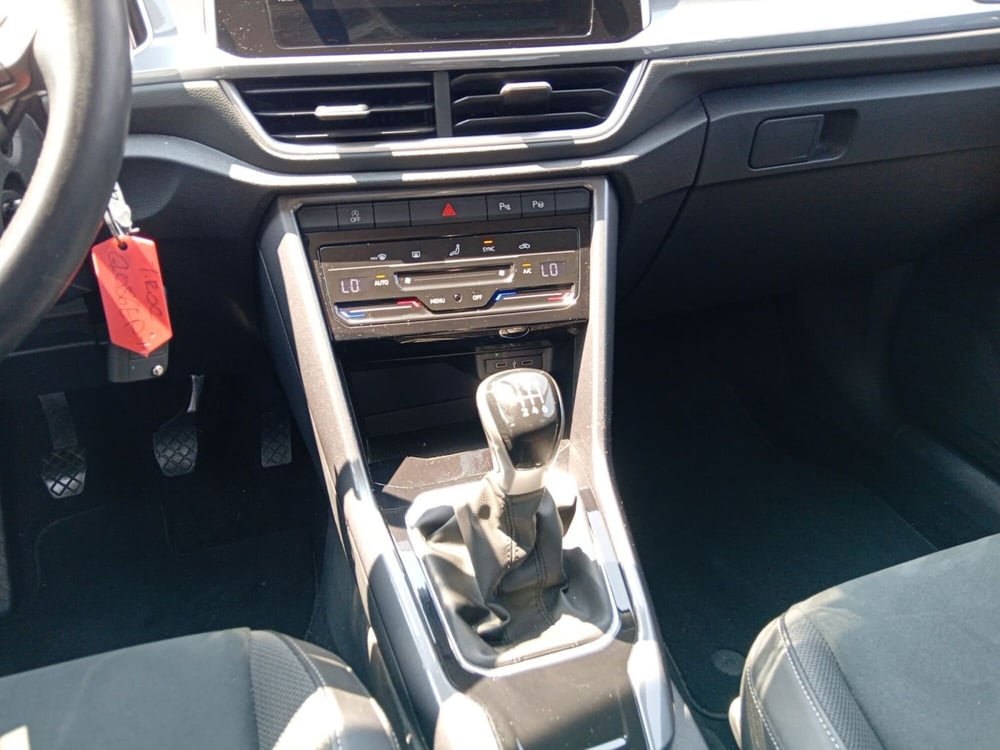 Volkswagen T-Roc usata a Modena (11)