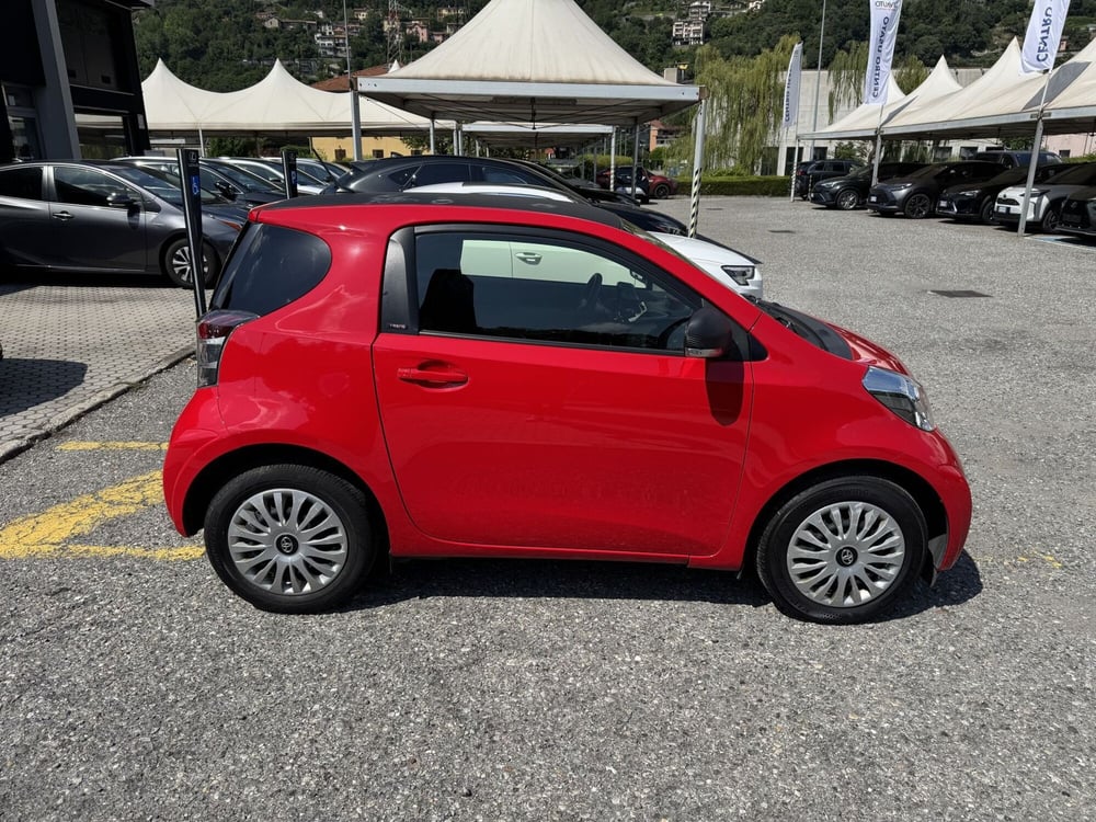 Toyota iQ usata a Como (10)