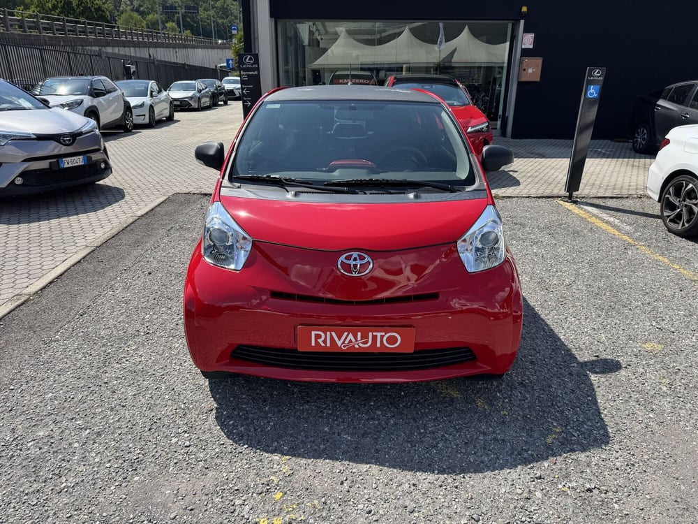 Toyota iQ usata a Como (5)
