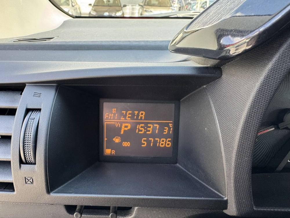 Toyota iQ usata a Como (9)