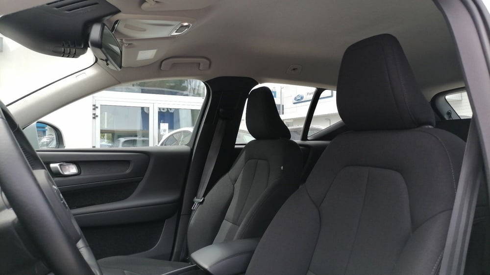 Volvo XC40 usata a Roma (12)