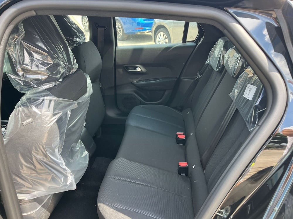 Lancia Ypsilon nuova a Milano (13)