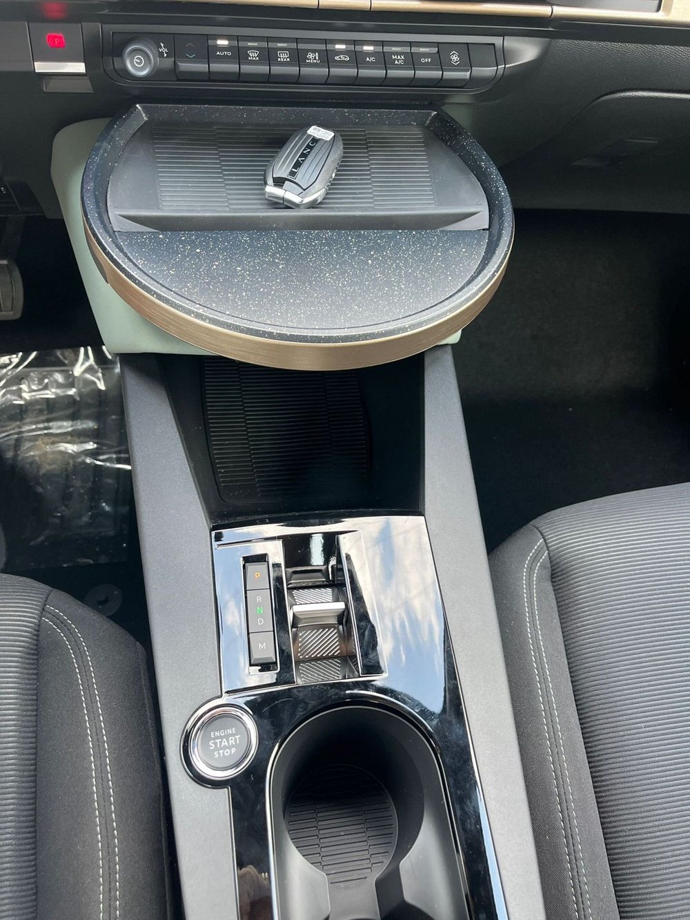 Lancia Ypsilon nuova a Milano (16)