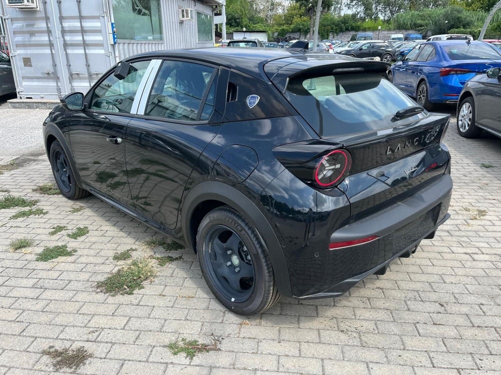 Lancia Ypsilon nuova a Milano (6)