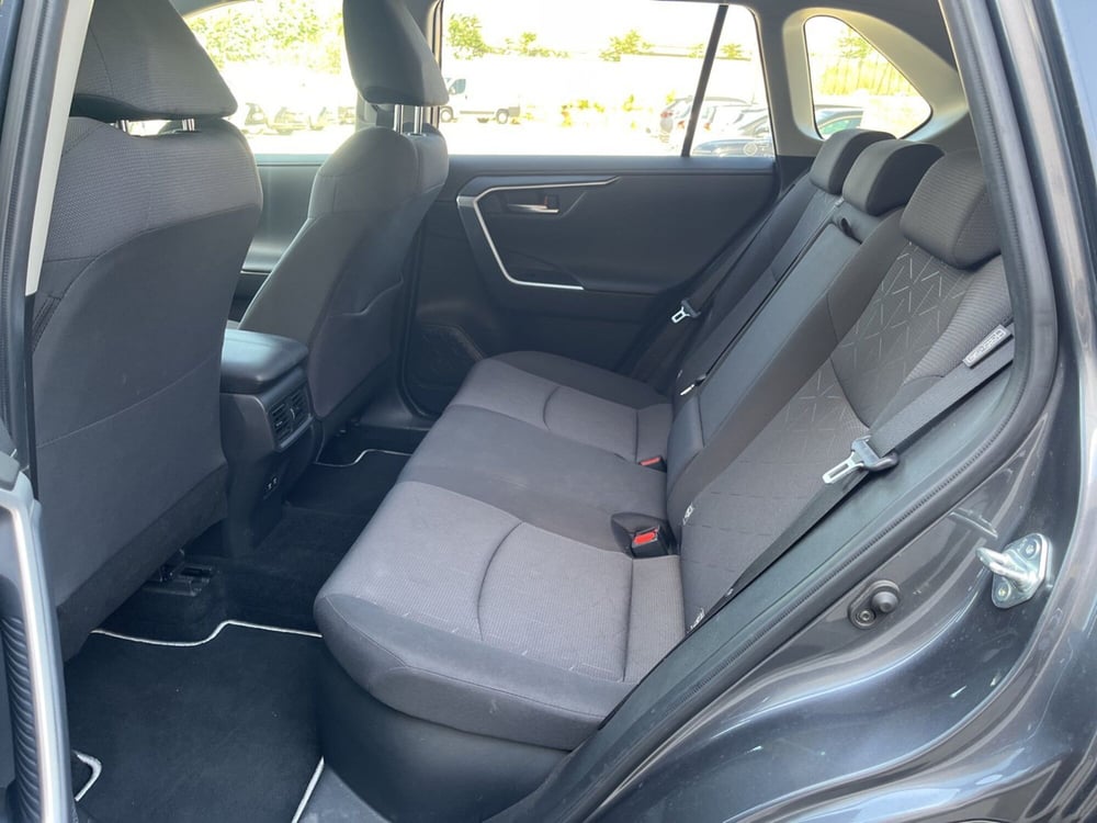Toyota Rav4 usata a Ragusa (7)