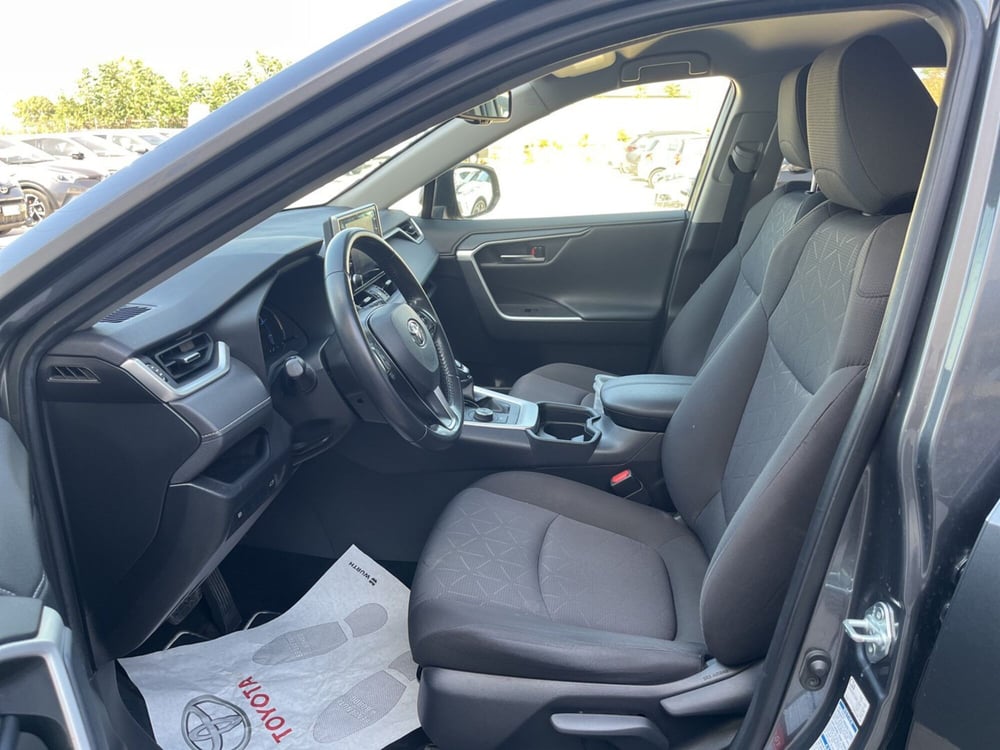 Toyota Rav4 usata a Ragusa (8)