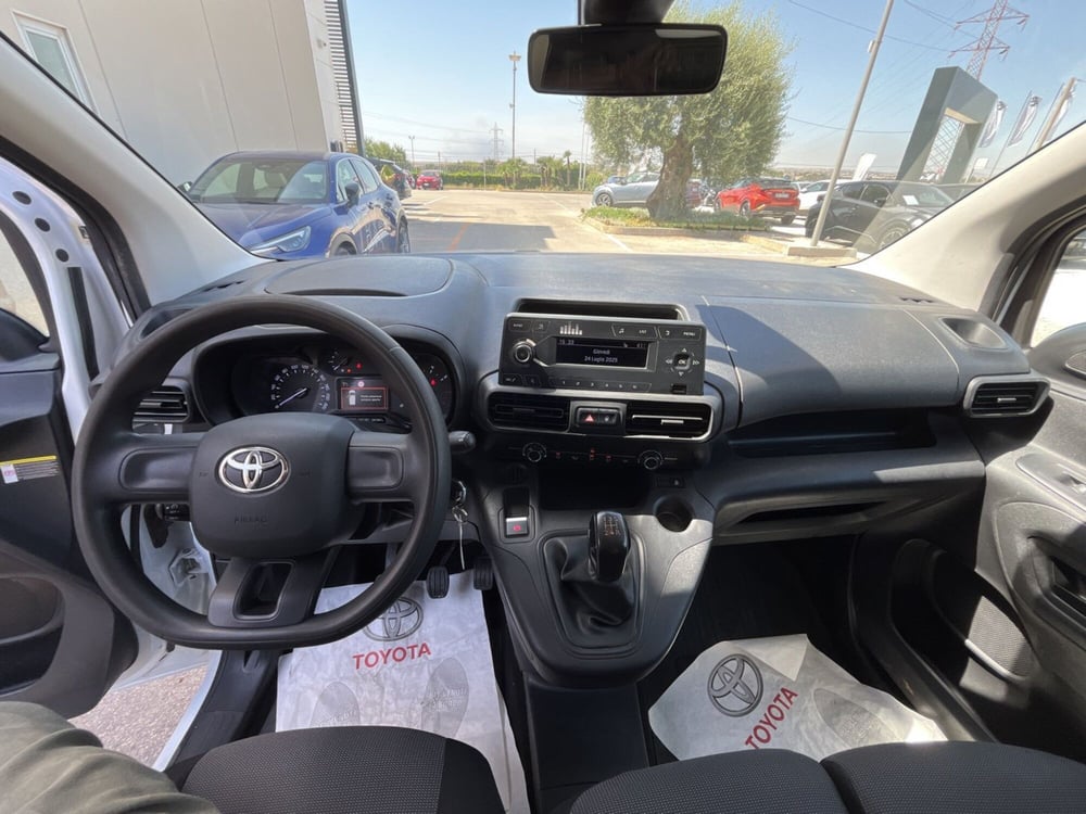 Toyota Proace City usata a Ragusa (10)