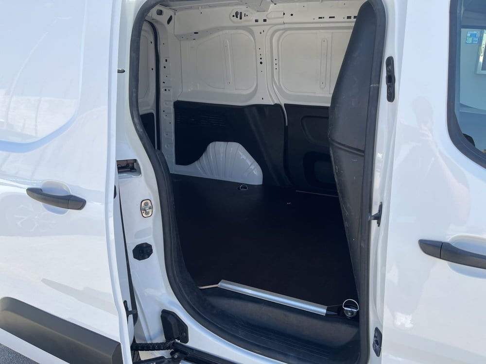 Toyota Proace City usata a Ragusa (8)