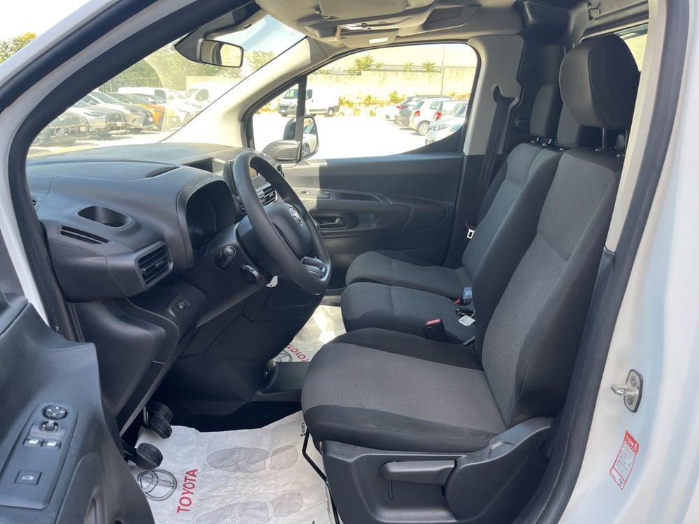 Toyota Proace City usata a Ragusa (9)