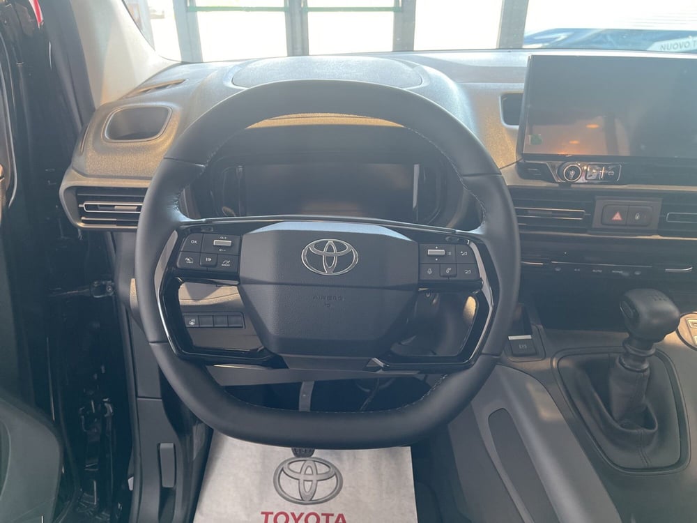 Toyota Proace City Verso nuova a Ragusa (10)