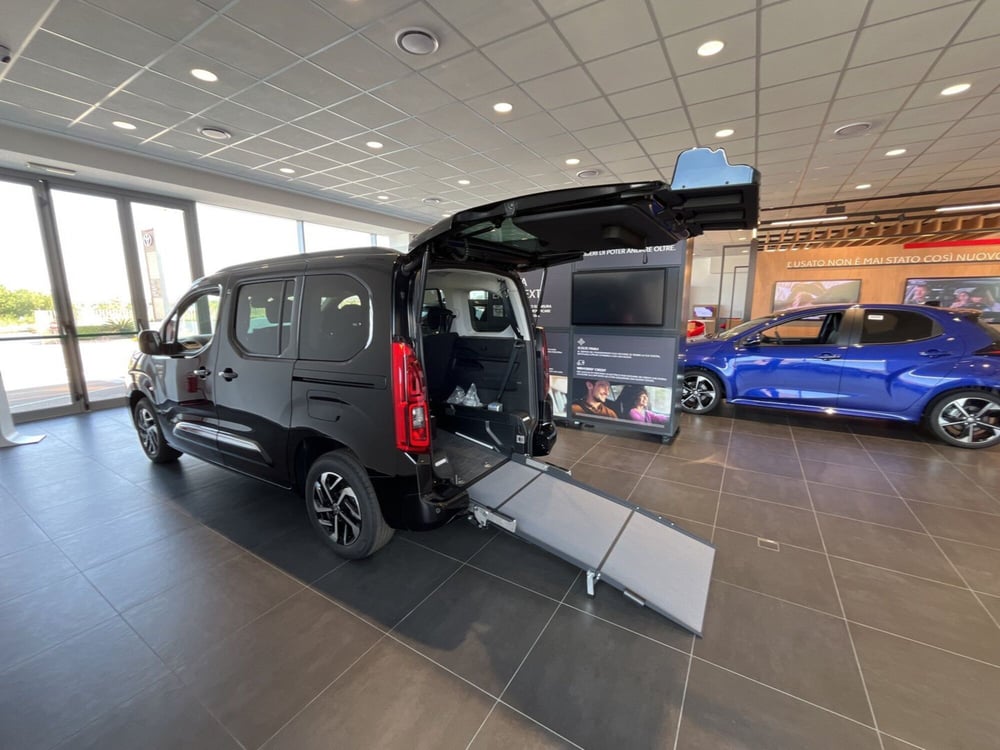 Toyota Proace City Verso nuova a Ragusa (4)