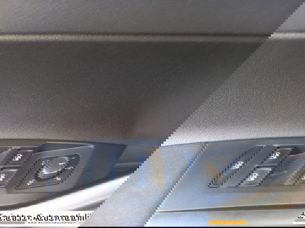 Volkswagen Taigo usata a Messina (11)