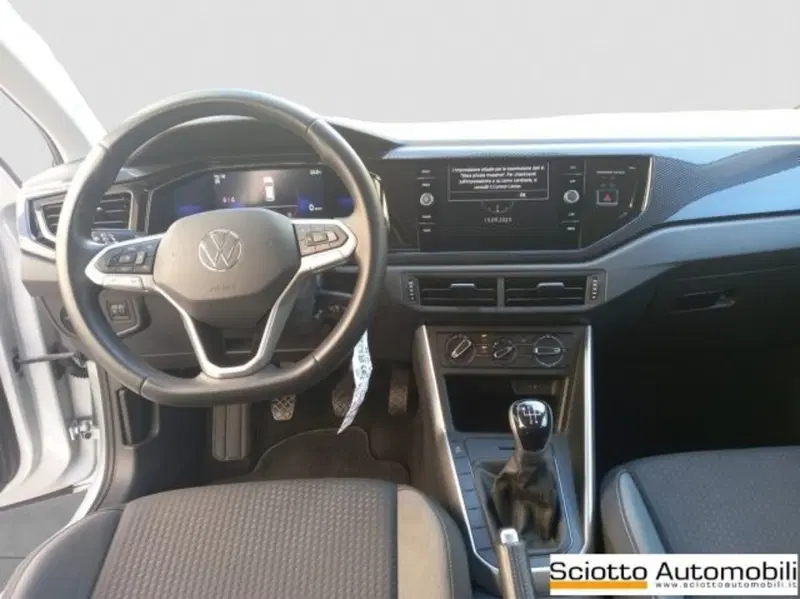 Volkswagen Taigo usata a Messina (13)