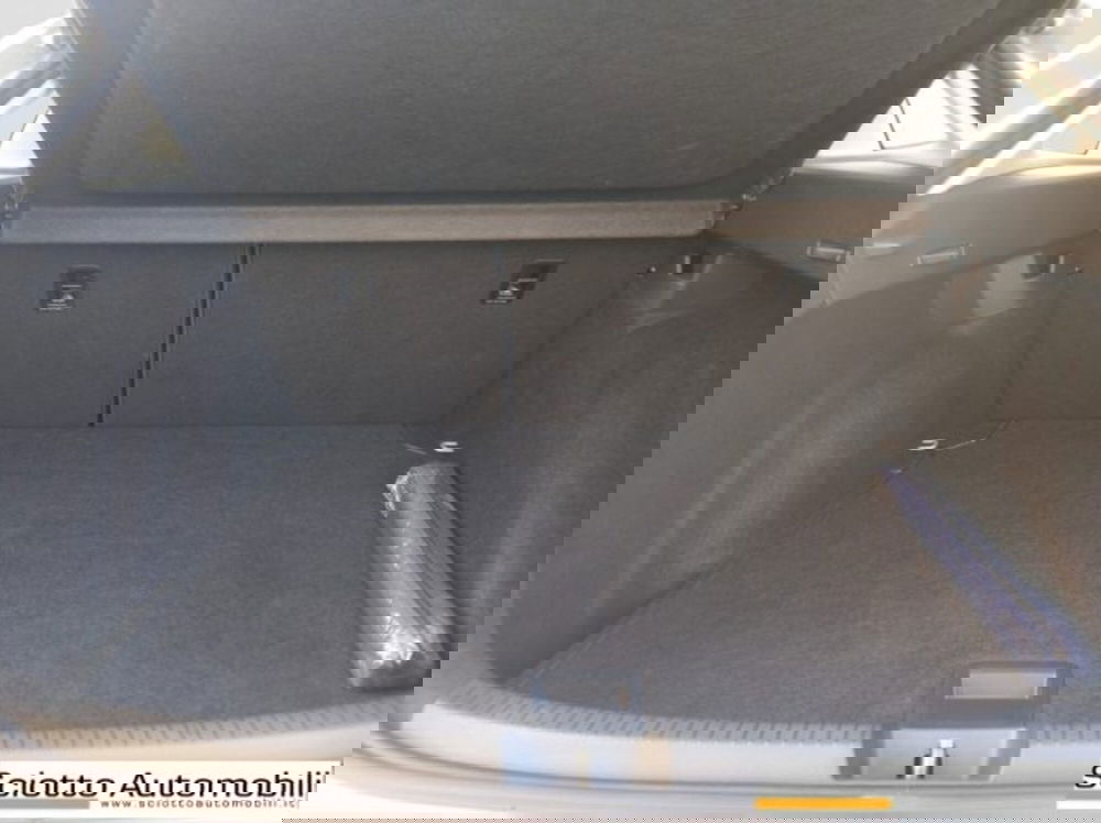 Volkswagen Taigo usata a Messina (16)