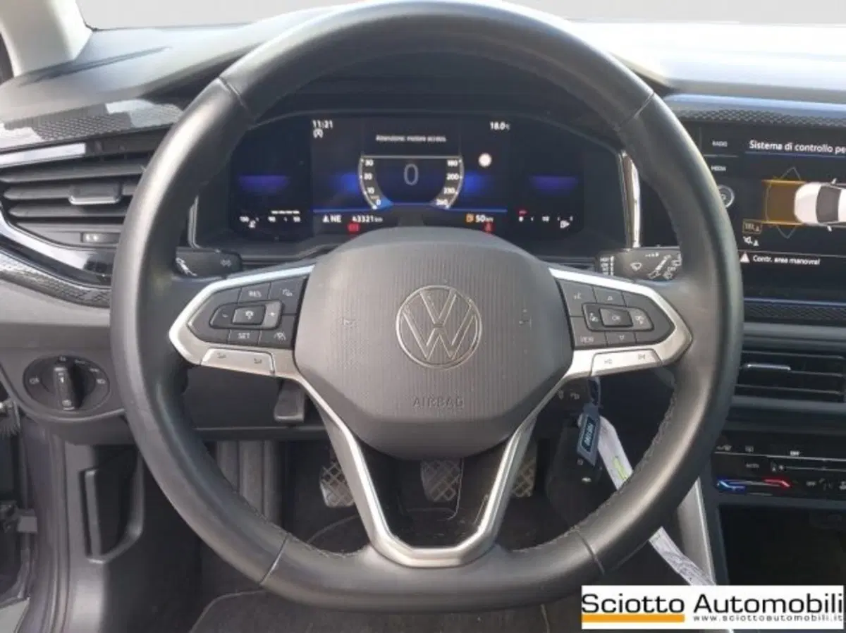 Volkswagen Taigo usata a Messina (10)