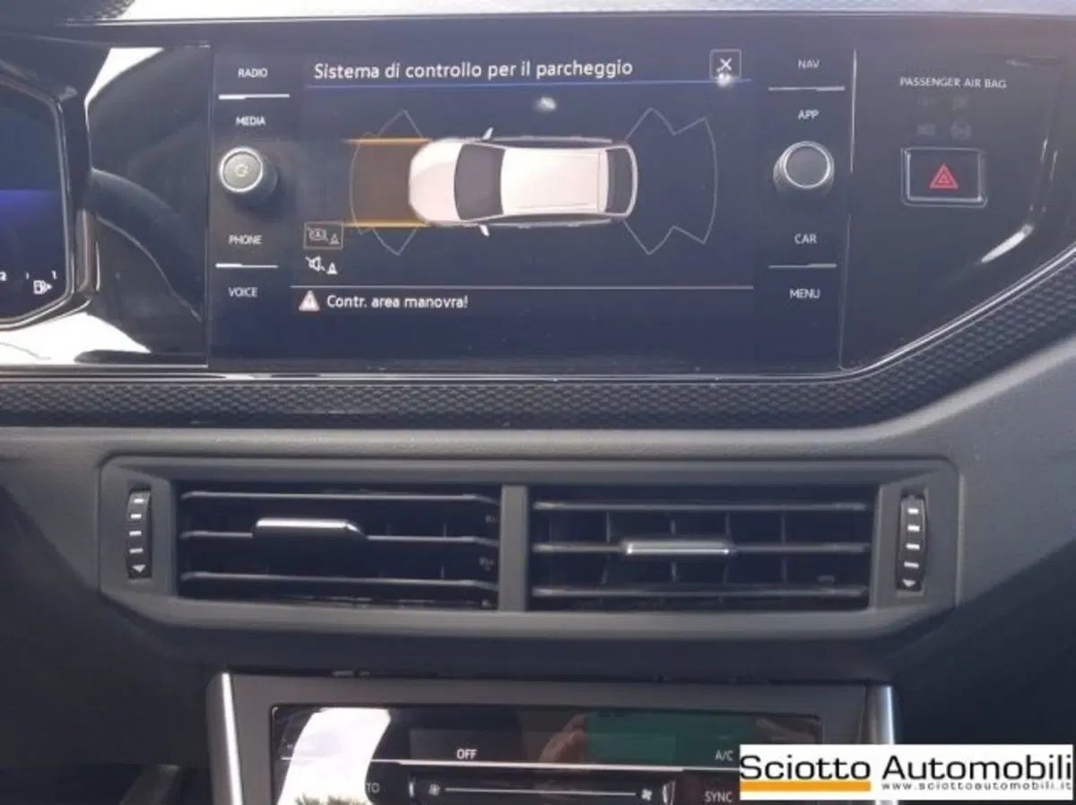 Volkswagen Taigo usata a Messina (15)