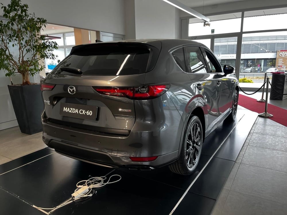 Mazda CX-60 nuova a Cremona (4)