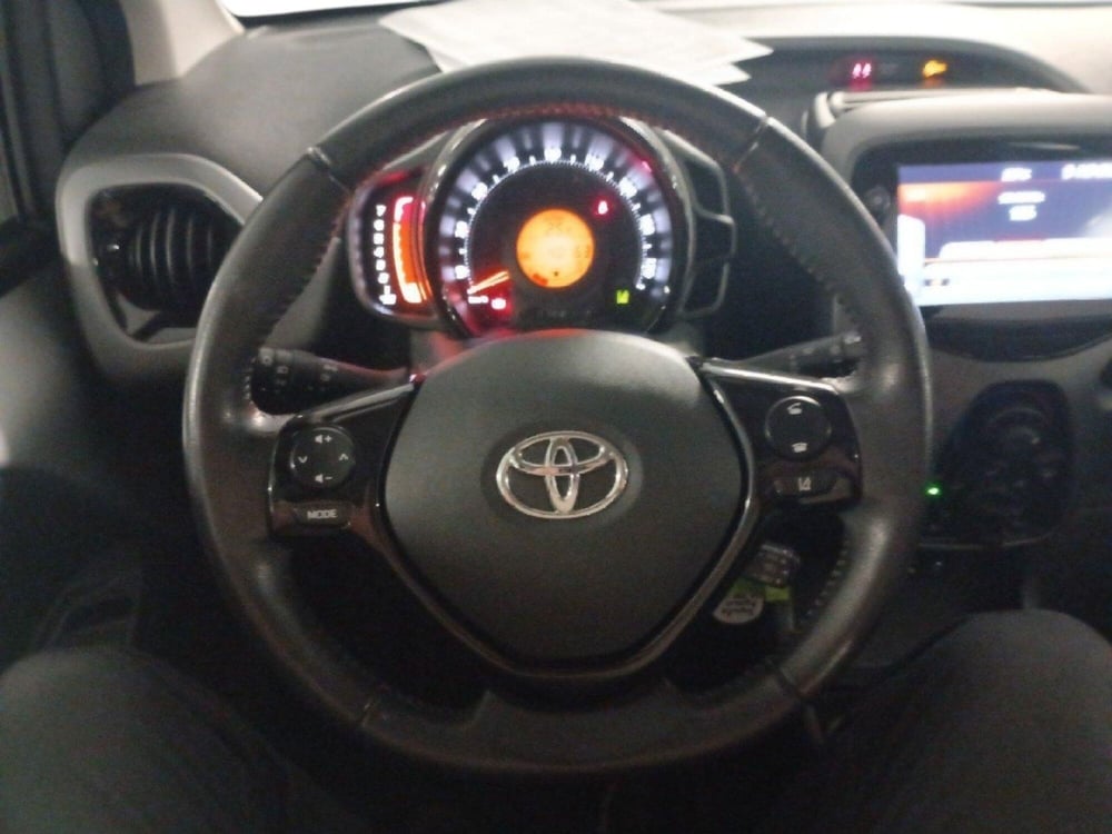 Toyota Aygo usata a Milano (13)