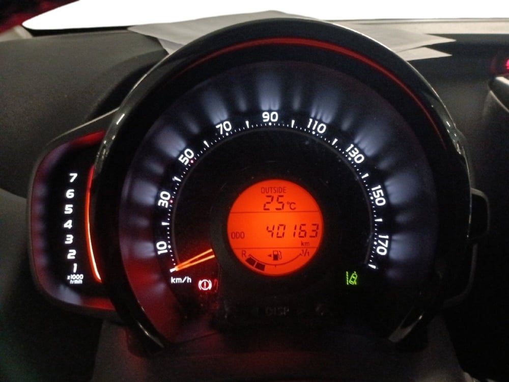 Toyota Aygo usata a Milano (14)