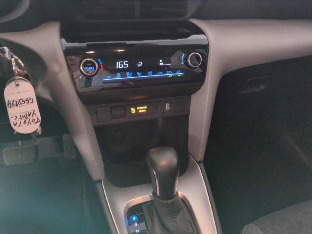 Toyota Yaris Cross usata a Milano (15)
