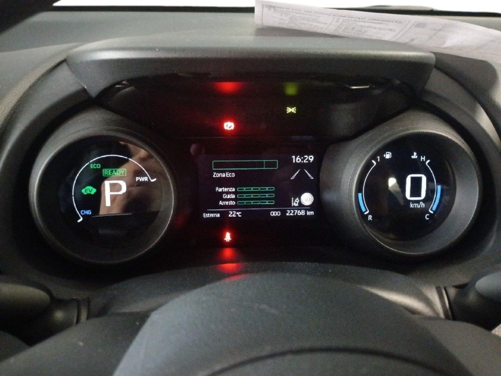 Toyota Yaris usata a Milano (14)