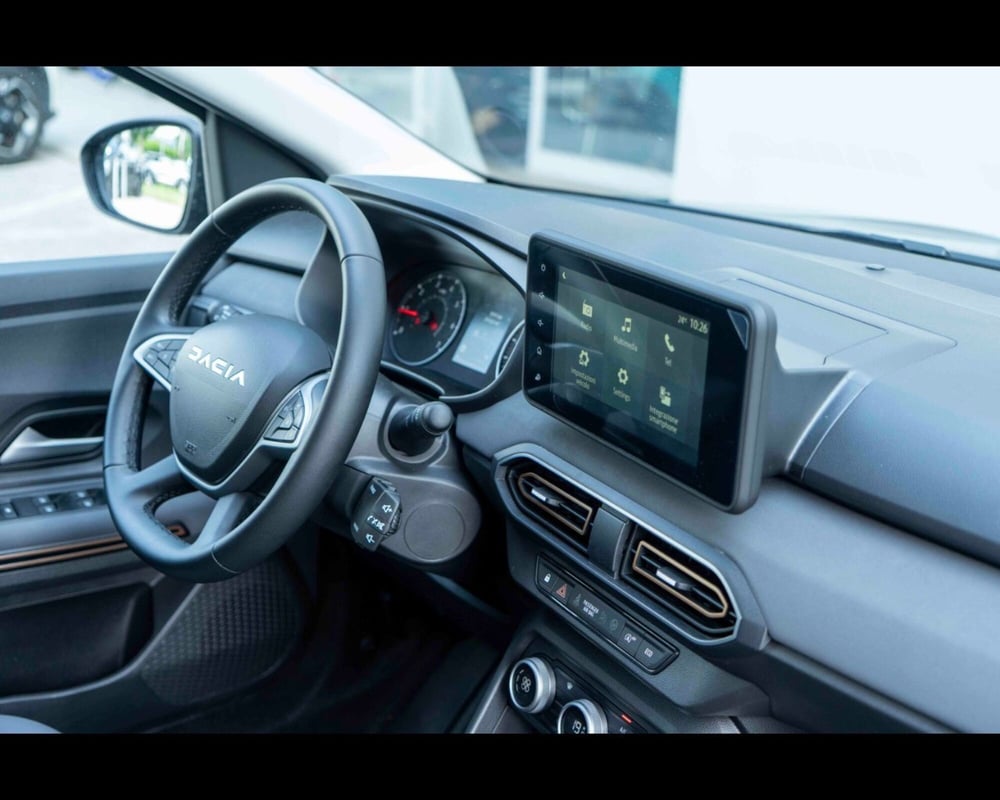 Dacia Jogger usata a Treviso (13)