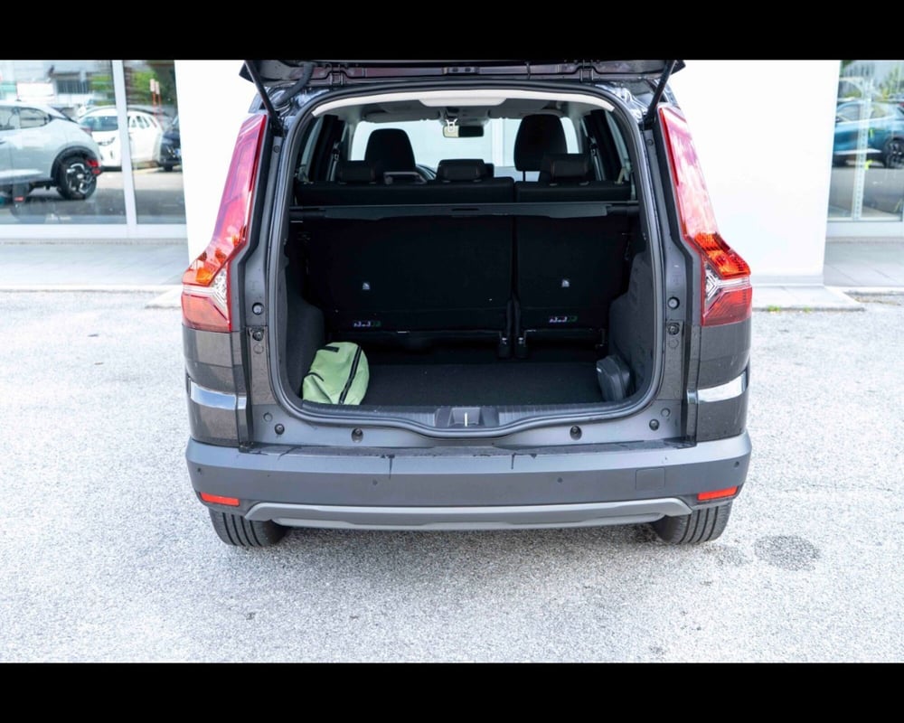 Dacia Jogger usata a Treviso (16)