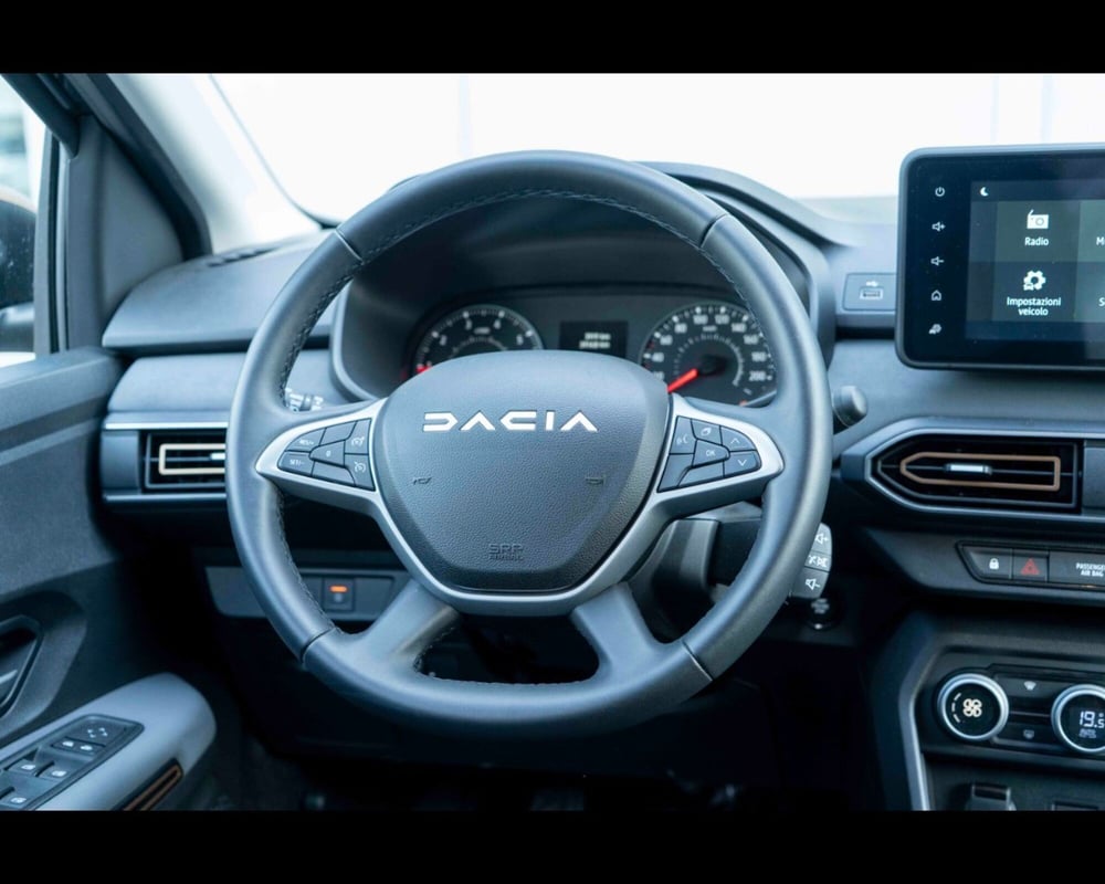 Dacia Jogger usata a Treviso (9)