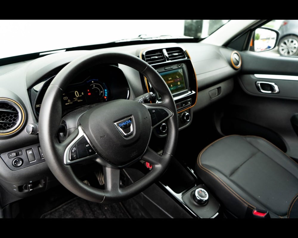 Dacia Spring usata a Treviso (18)