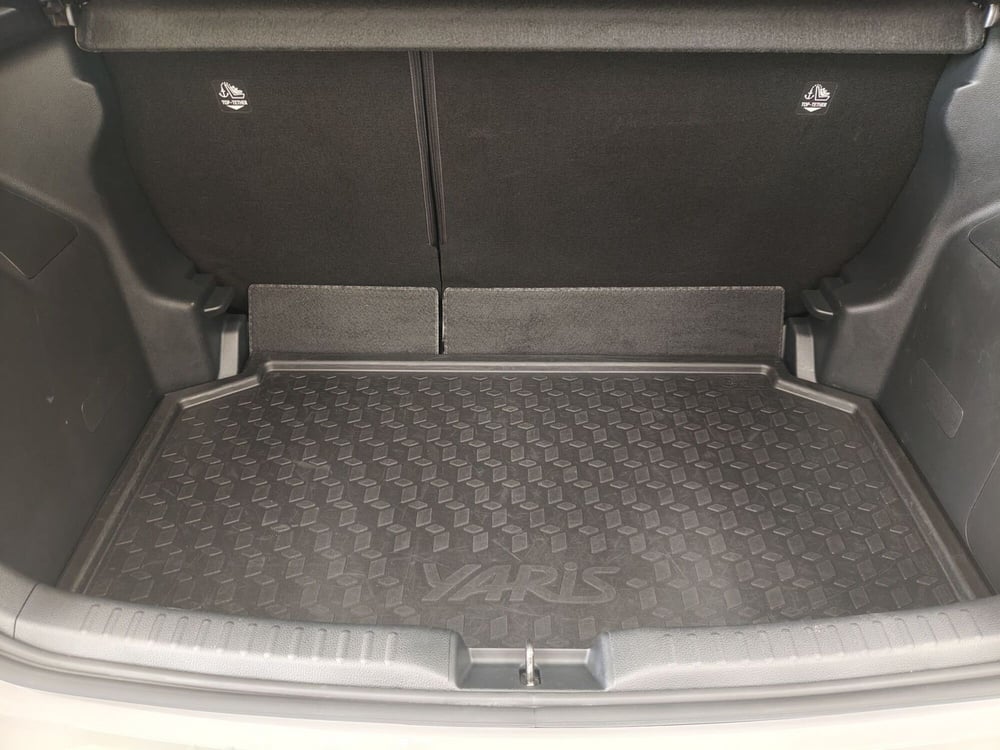 Toyota Yaris usata a Roma (13)