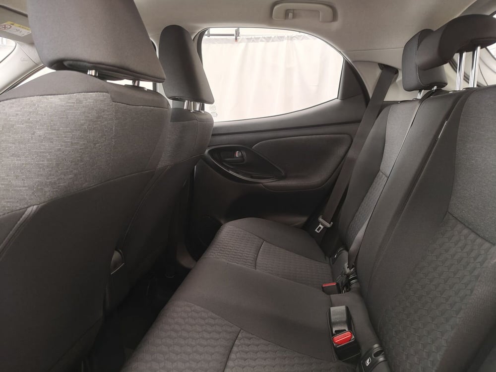 Toyota Yaris usata a Roma (15)