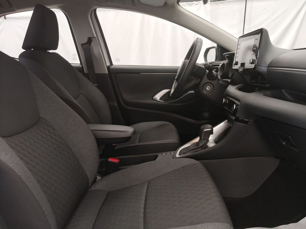 Toyota Yaris usata a Roma (6)