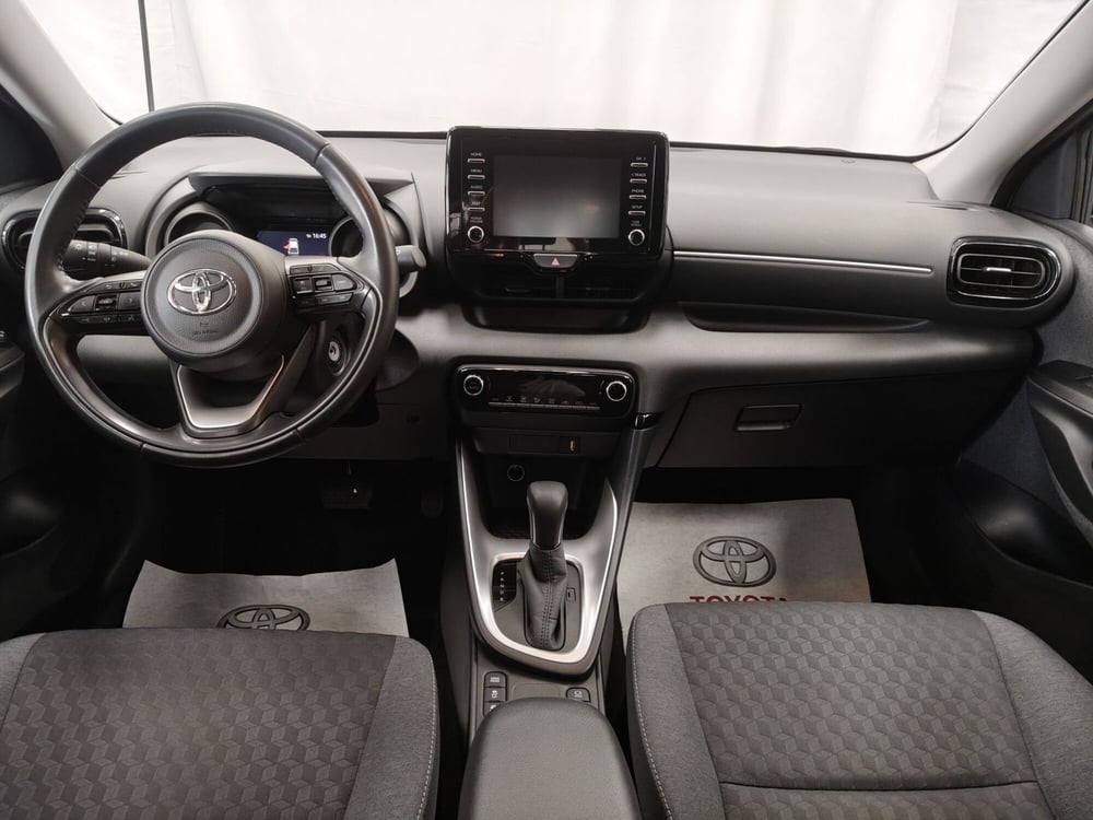 Toyota Yaris usata a Roma (9)