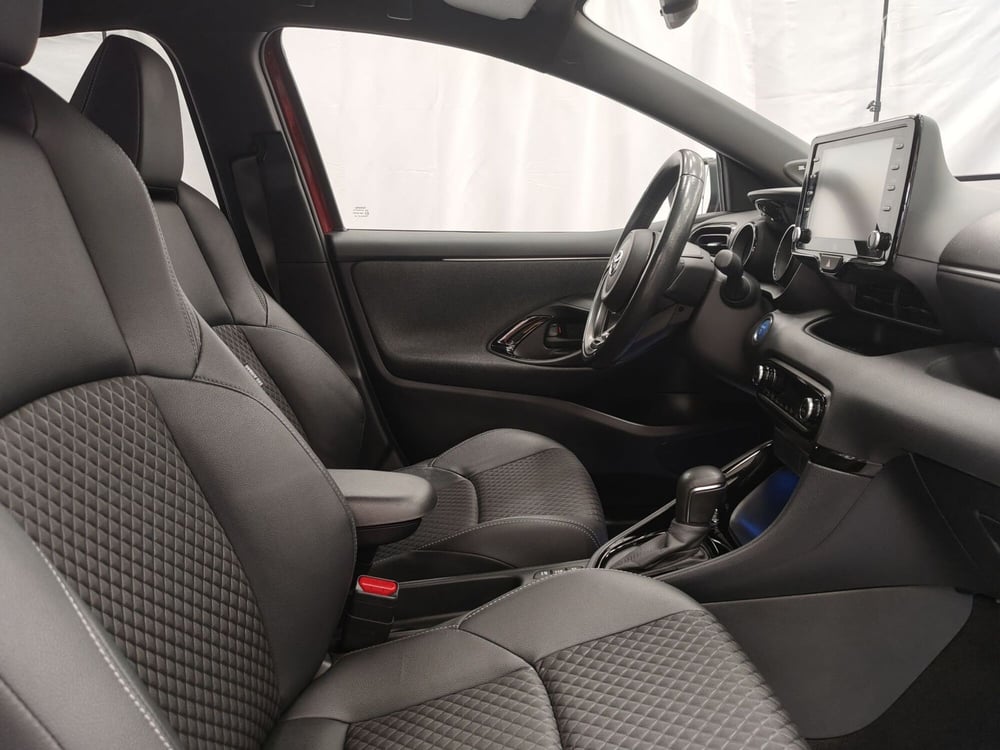 Toyota Yaris usata a Roma (6)