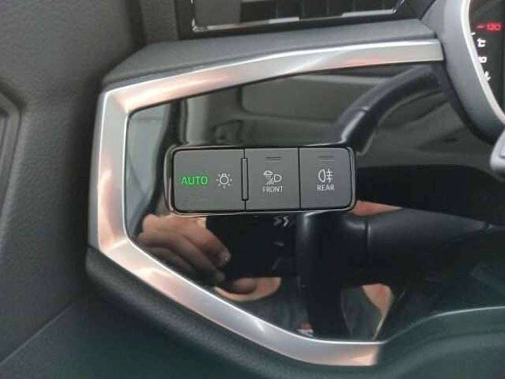 Audi Q3 usata a Lucca (18)