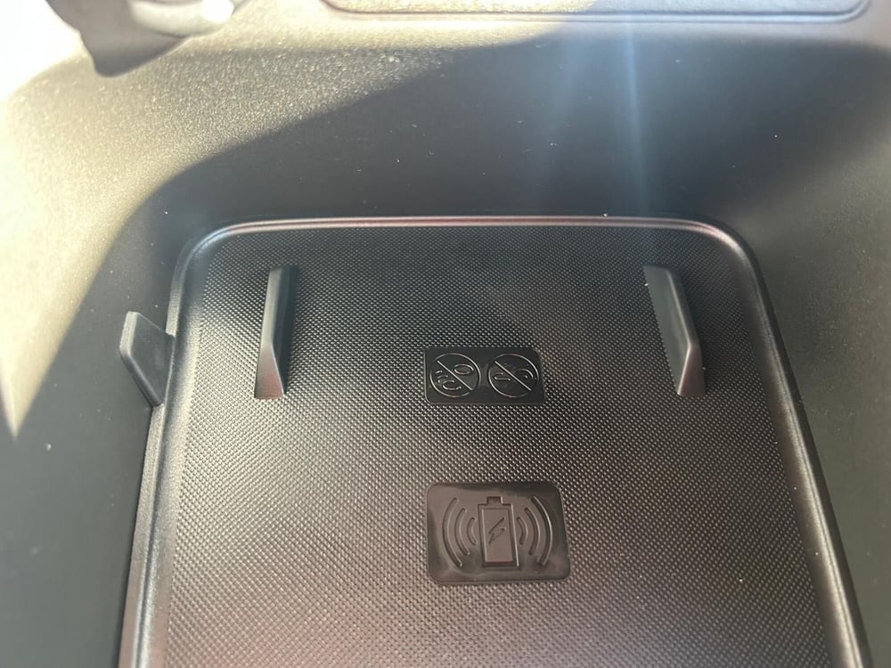Jeep Avenger nuova  (13)