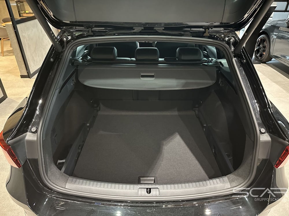 Cupra Leon Station Wagon nuova a Livorno (5)