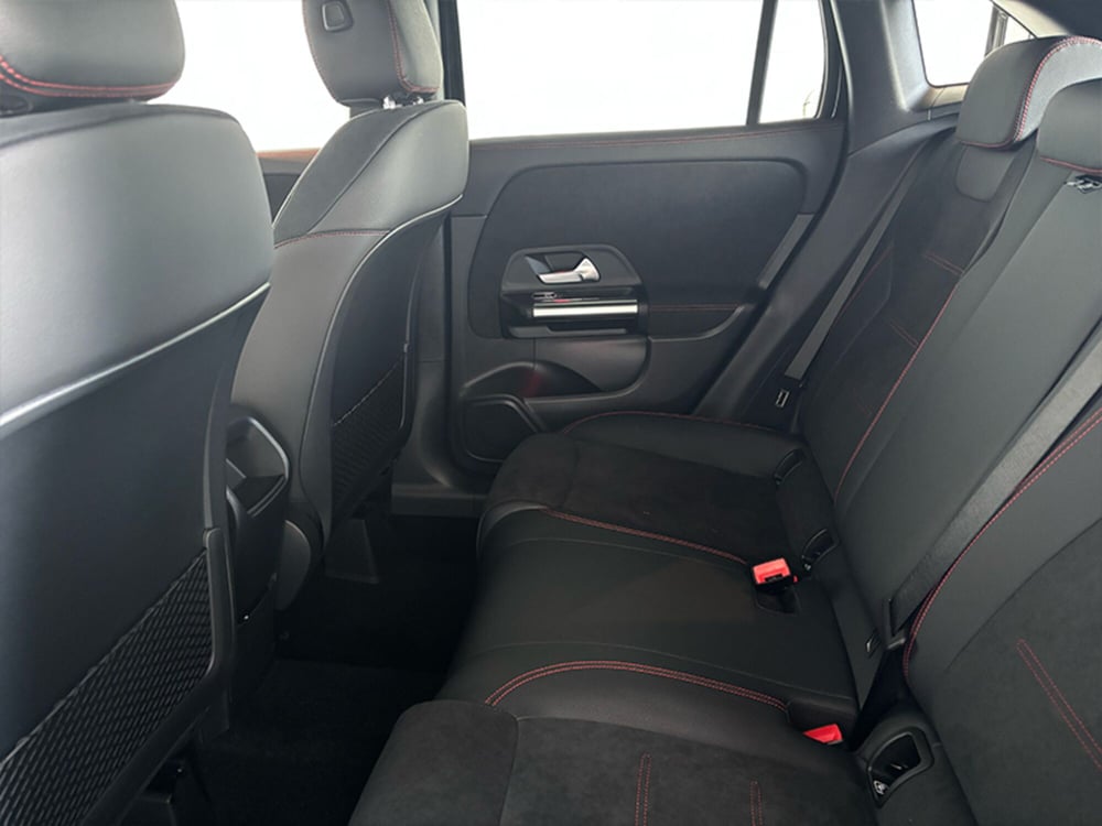 Mercedes-Benz GLA SUV nuova a Bergamo (12)