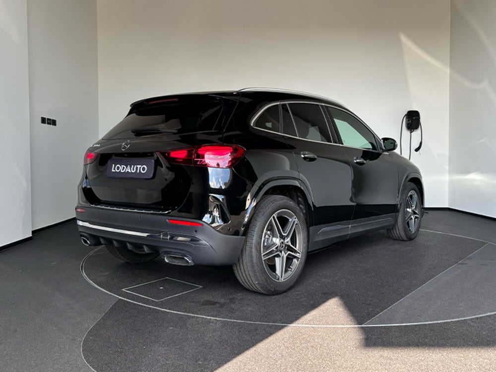Mercedes-Benz GLA SUV nuova a Bergamo (7)