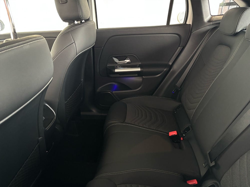 Mercedes-Benz GLA SUV nuova a Bergamo (11)