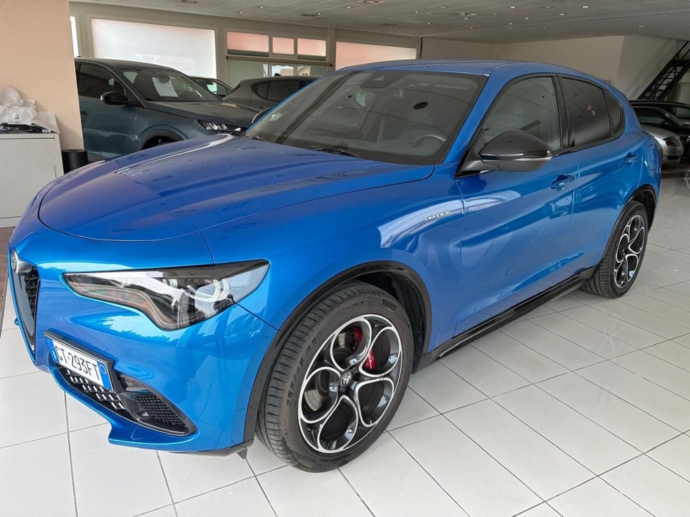 Alfa Romeo Stelvio usata a Milano (2)