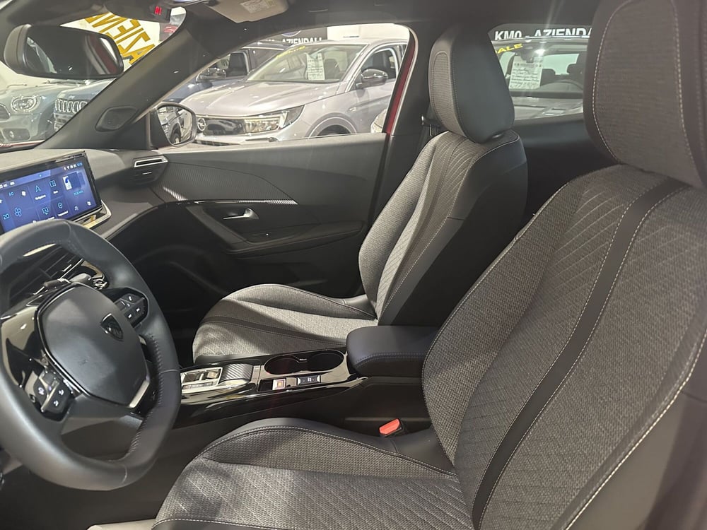 Peugeot 2008 usata a Milano (15)