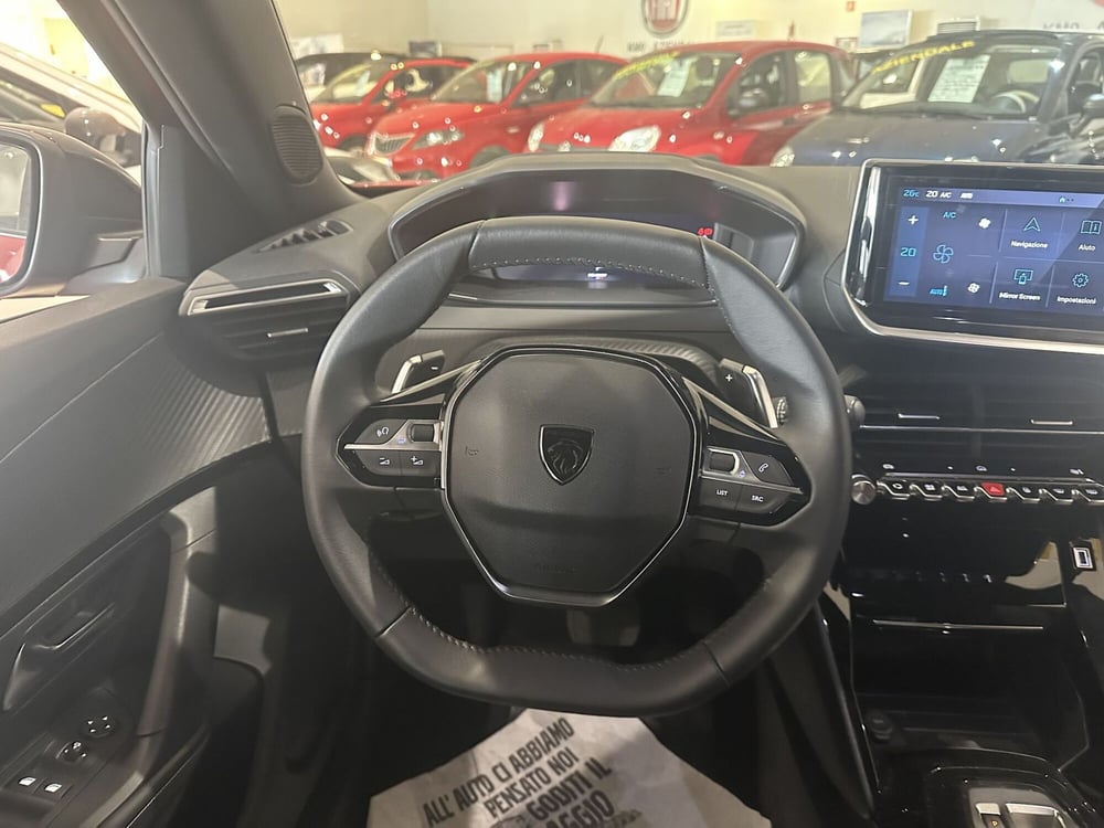 Peugeot 2008 usata a Milano (18)