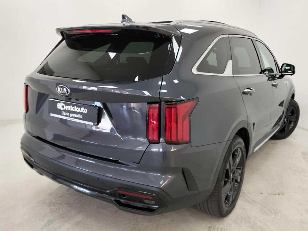 Kia Sorento usata a Como (2)