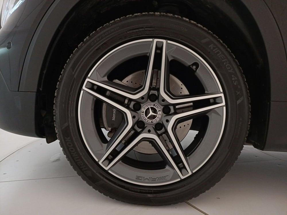Mercedes-Benz GLB usata a Bari (13)