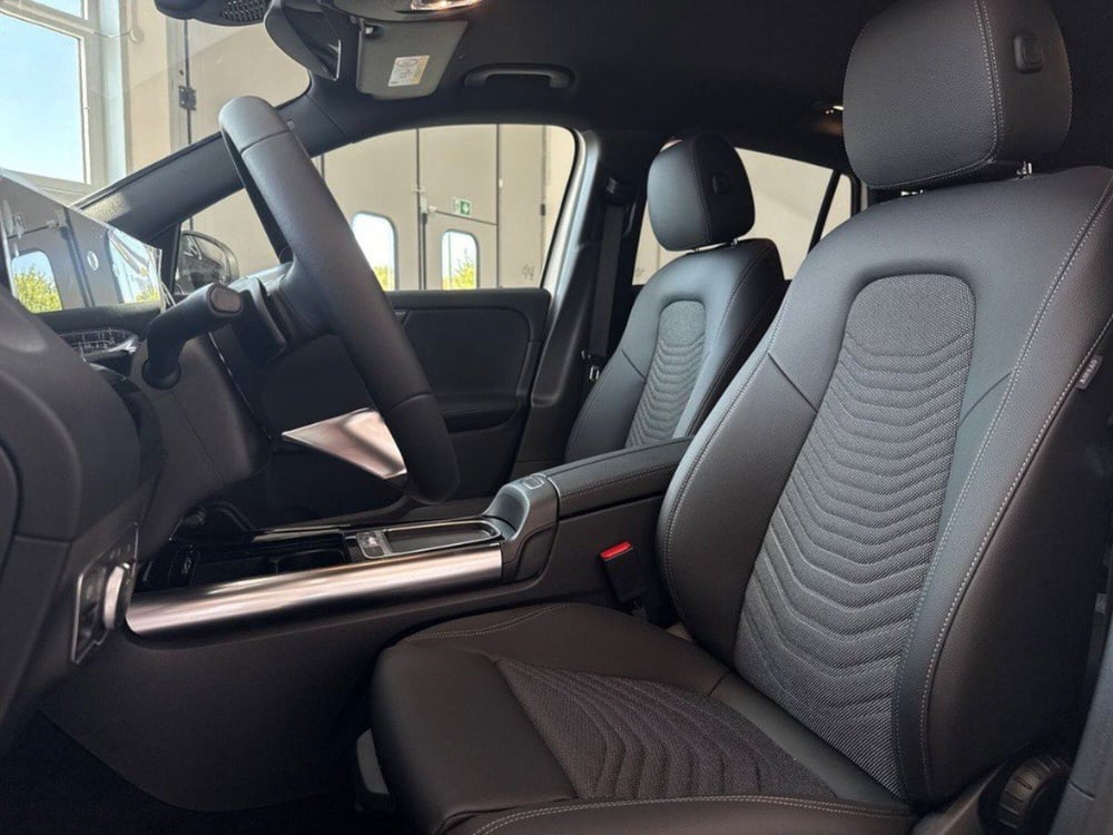 Mercedes-Benz GLA SUV nuova a Rimini (14)