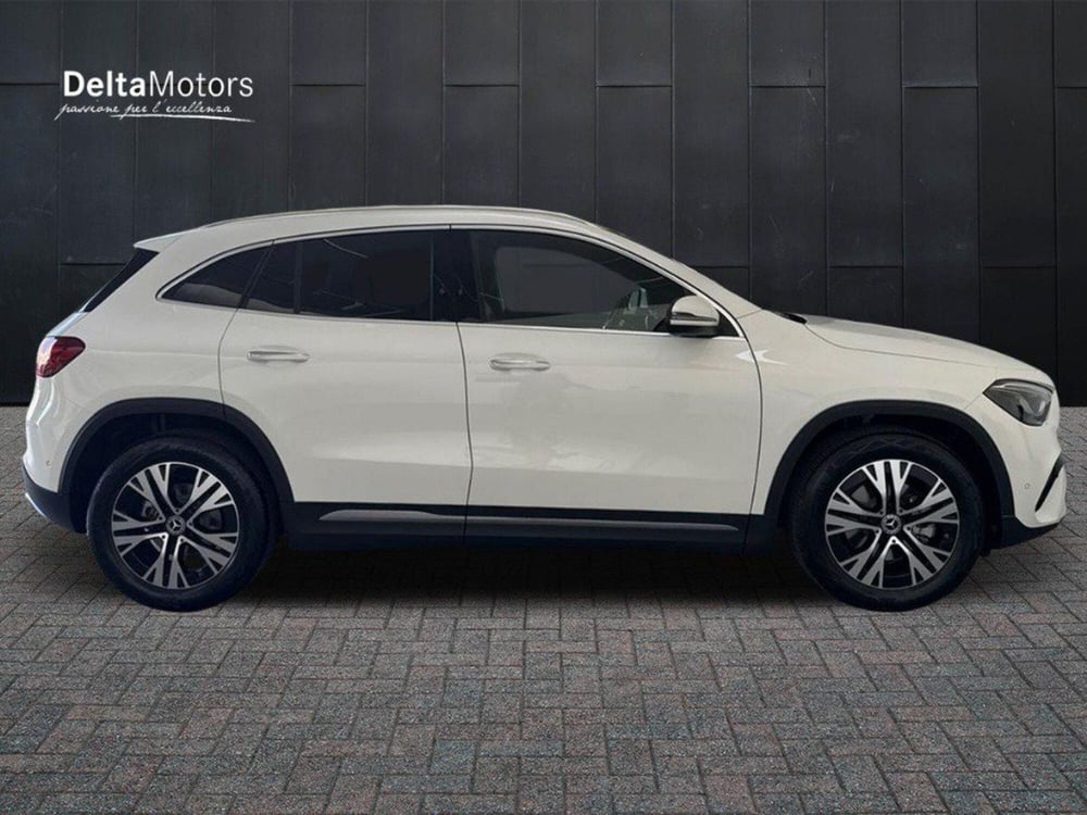 Mercedes-Benz GLA SUV nuova a Rimini (3)