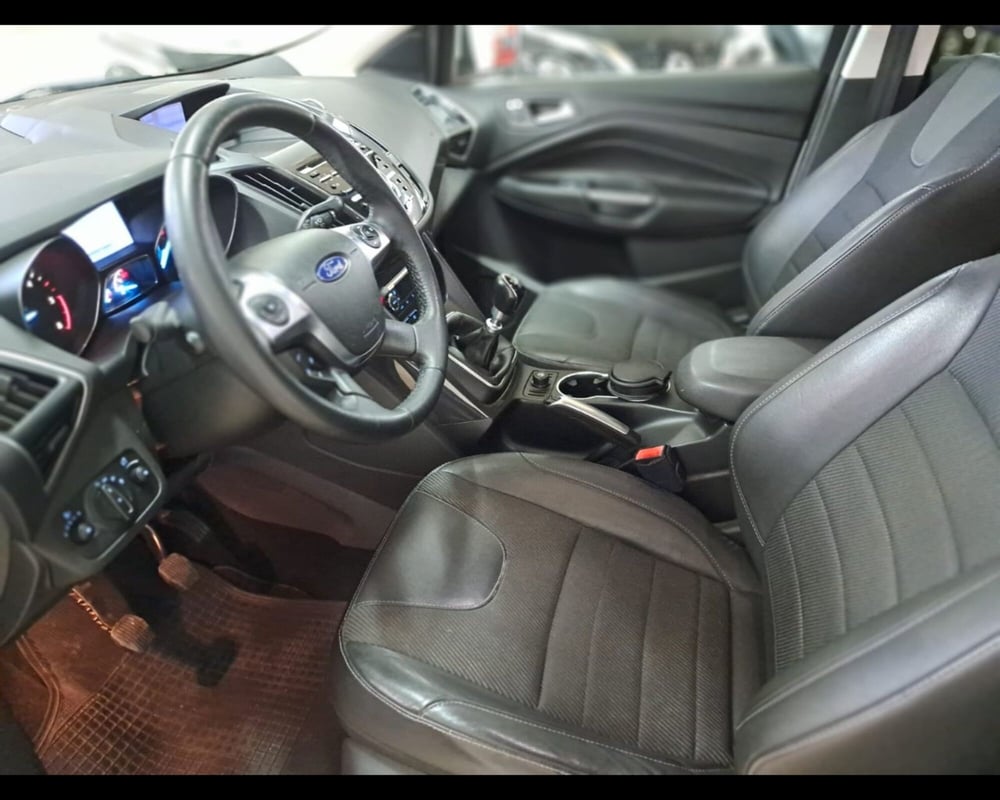 Ford Kuga usata a Siena (19)